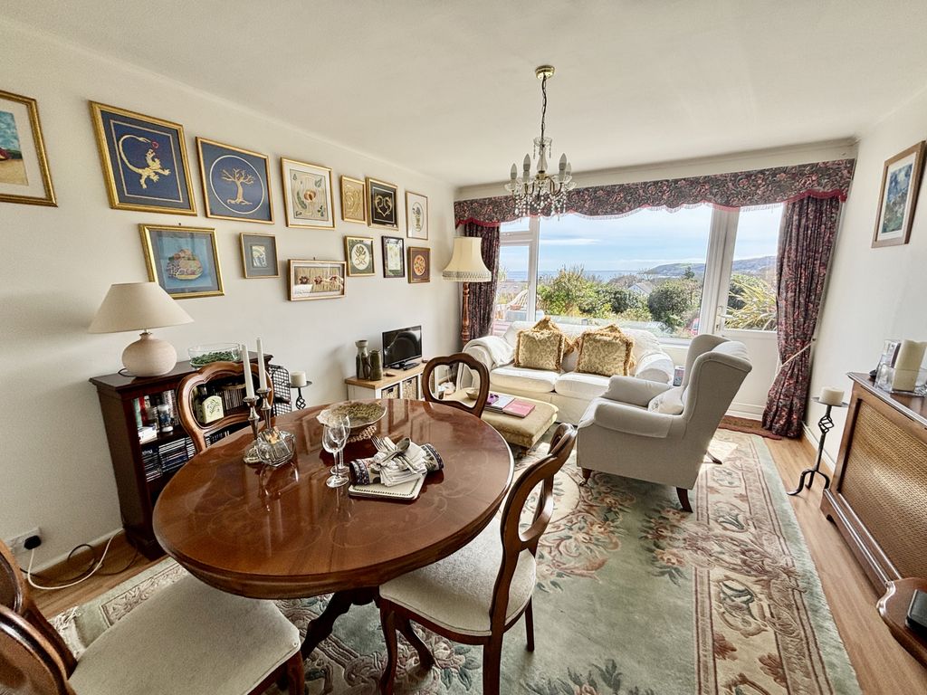 Property photo 2 of 10 Gallery