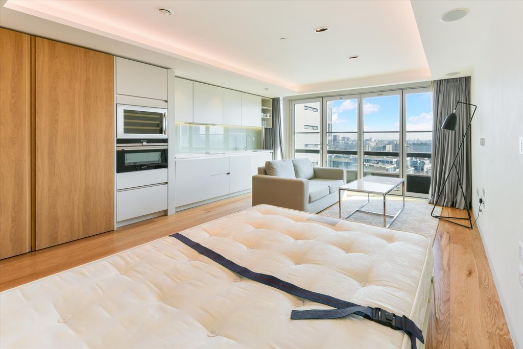 Property photo 3 of 12 Image