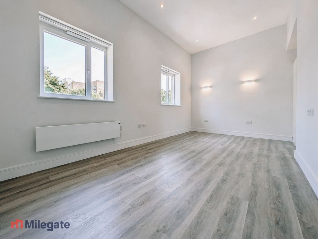 Property photo 1 of 6 Photo 1