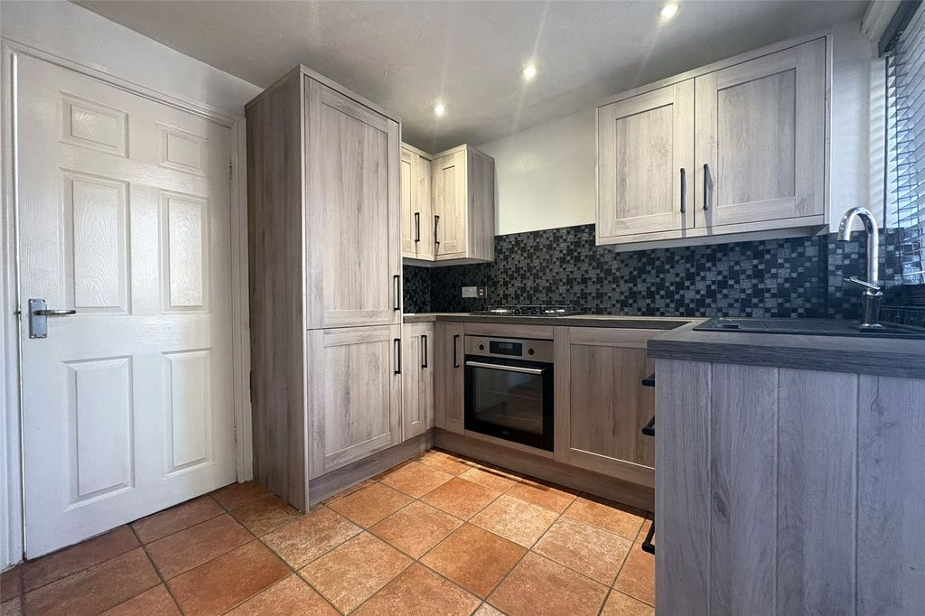 Property photo 3 of 9 Picture No. 33