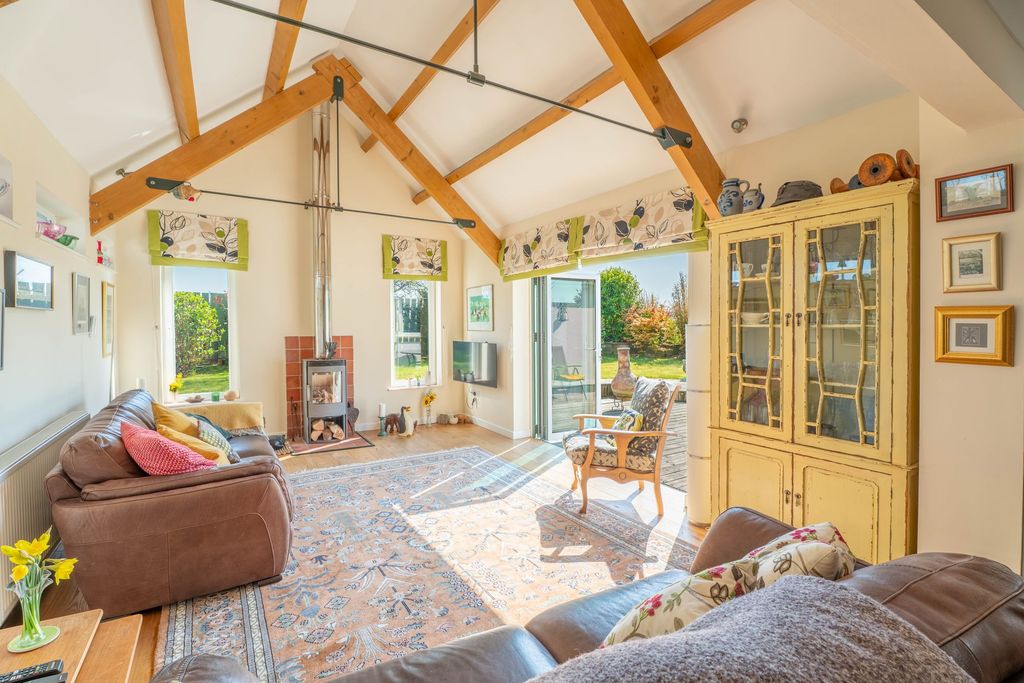 Property photo 1 of 50
