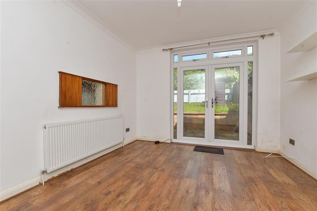 Property photo 1 of 14 Dining Room