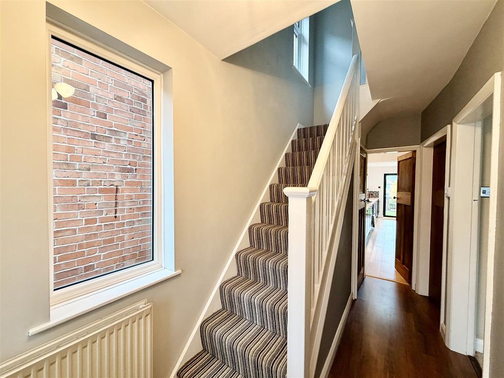 Property photo 3 of 25 3