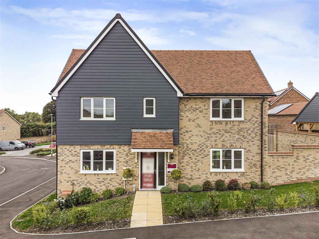 Property photo 1 of 25 28_65640.Jpg