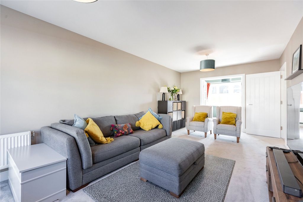 Property photo 2 of 24 Picture No. 29