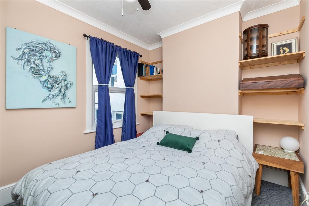 Property photo 3 of 7 Bear Road-3.Jpg