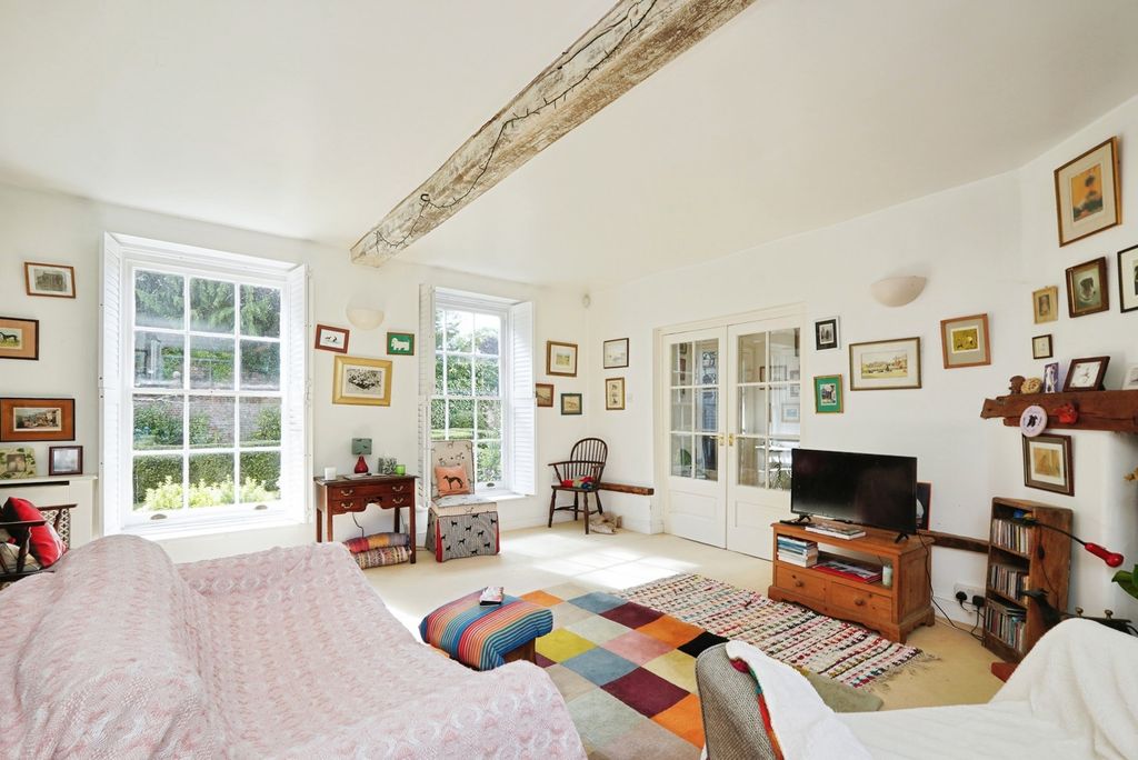 Property photo 3 of 23 Pbox-Img.Jpg