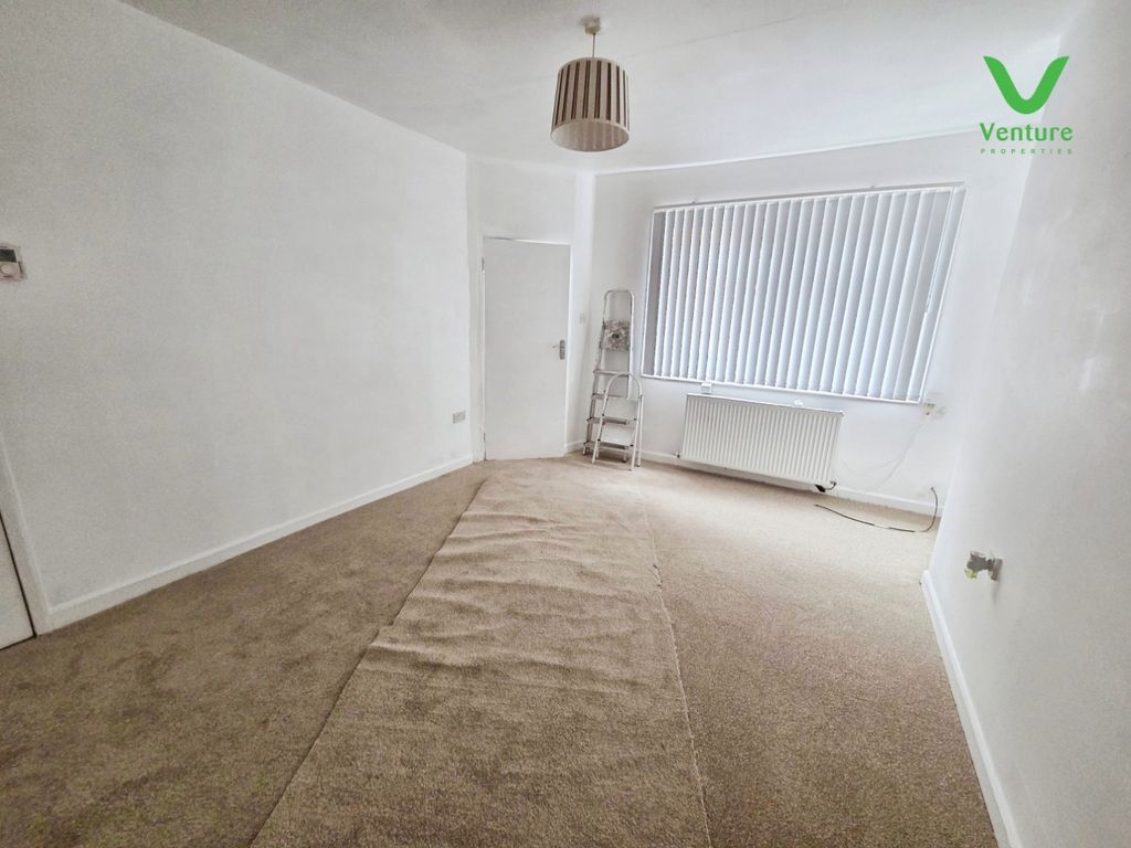 Property photo 3 of 10 Pbox-Img.Jpg