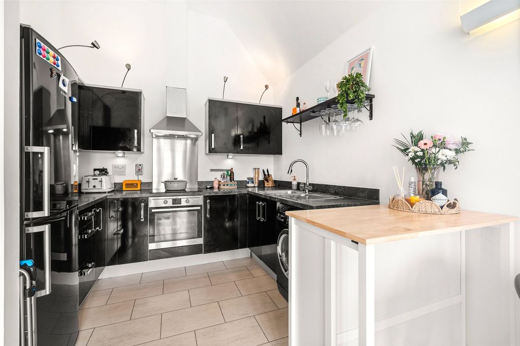 Property photo 3 of 11 Picture No. 07