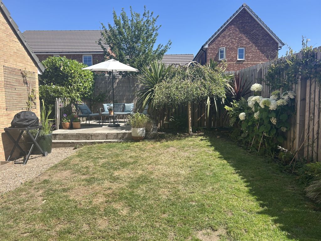 Property photo 2 of 18