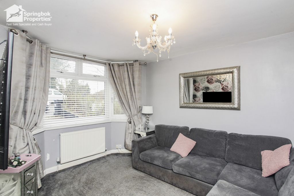 Property photo 2 of 17 1