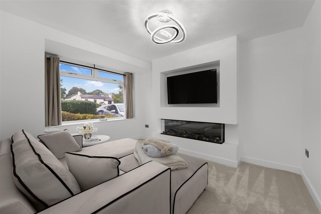 Property photo 2 of 28 2.Jpg