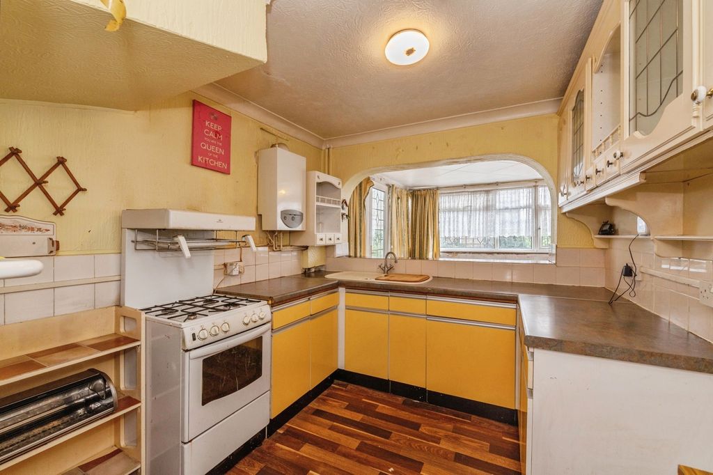 Property photo 3 of 22 Pbox-Img.Jpg