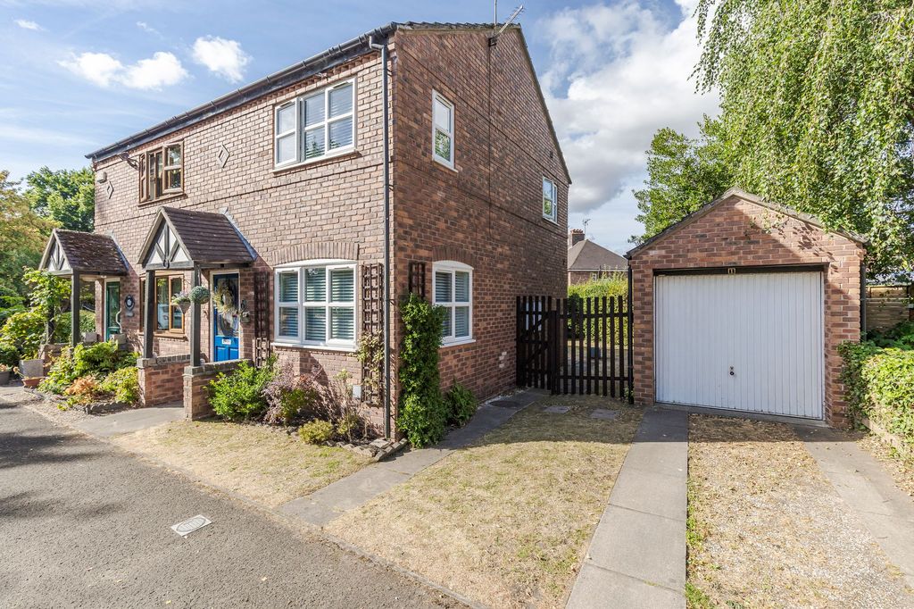 Property photo 1 of 25