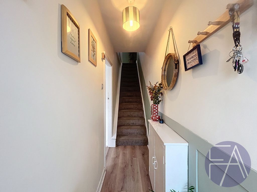 Property photo 2 of 20 4860941