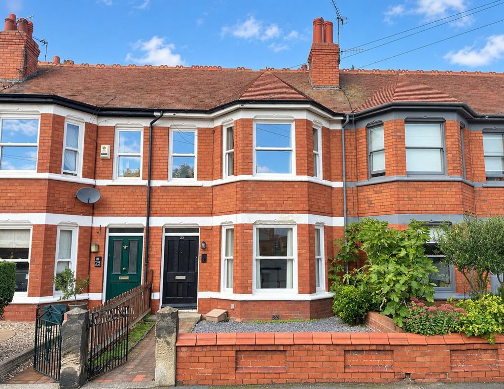 Property photo 1 of 18