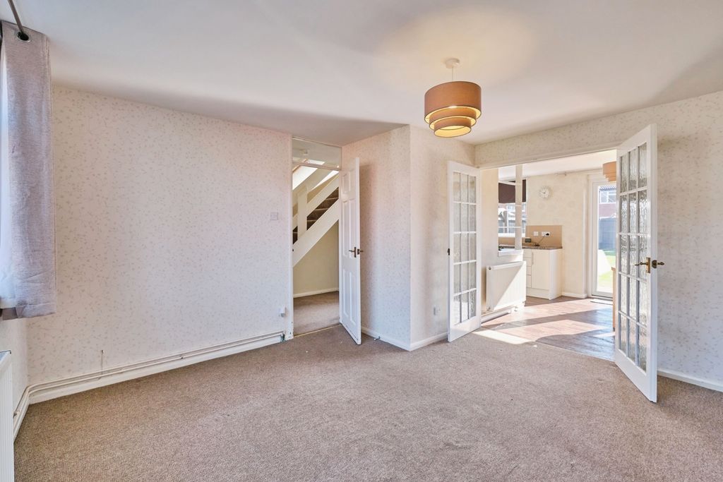 Property photo 3 of 21 Pbox-Img.Jpg