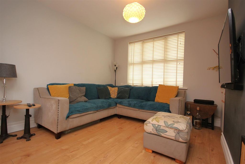 Property photo 3 of 19 Img_7959.Jpg