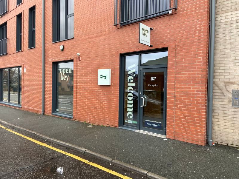 Property photo 2 of 8 Photo 6