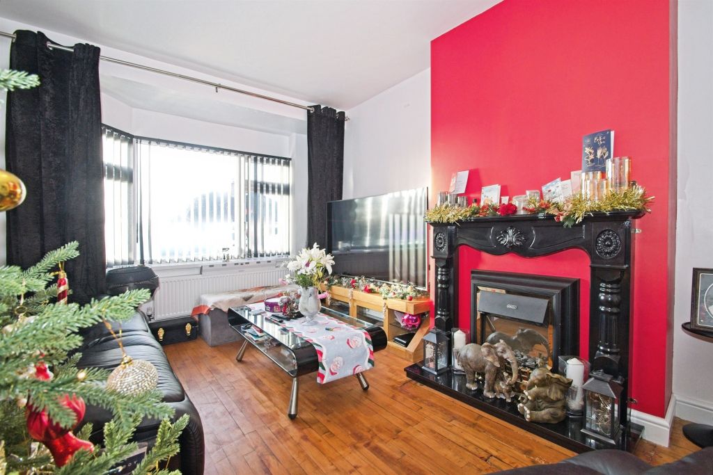 Property photo 2 of 20