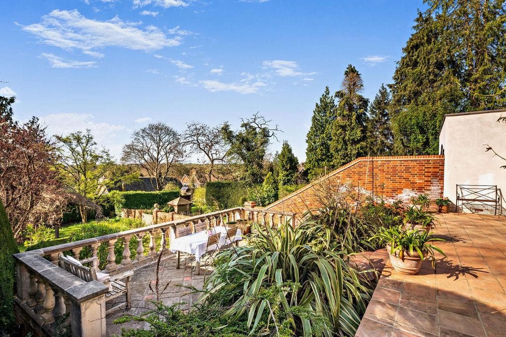 Property photo 2 of 25 Picture No. 04