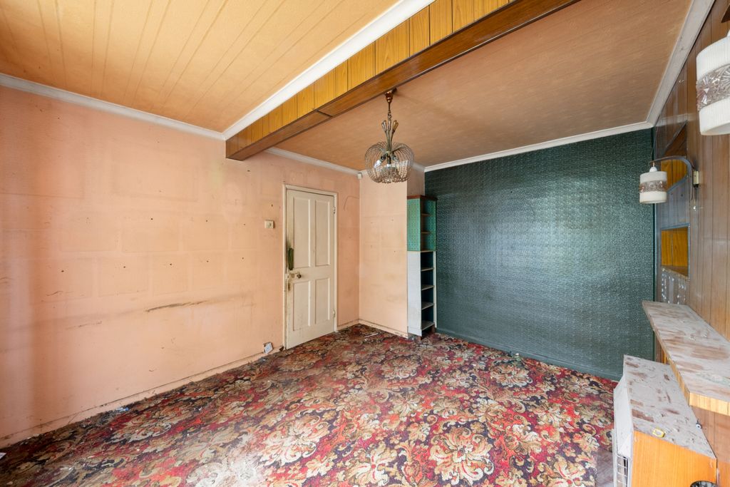 Property photo 3 of 10 Photo 3