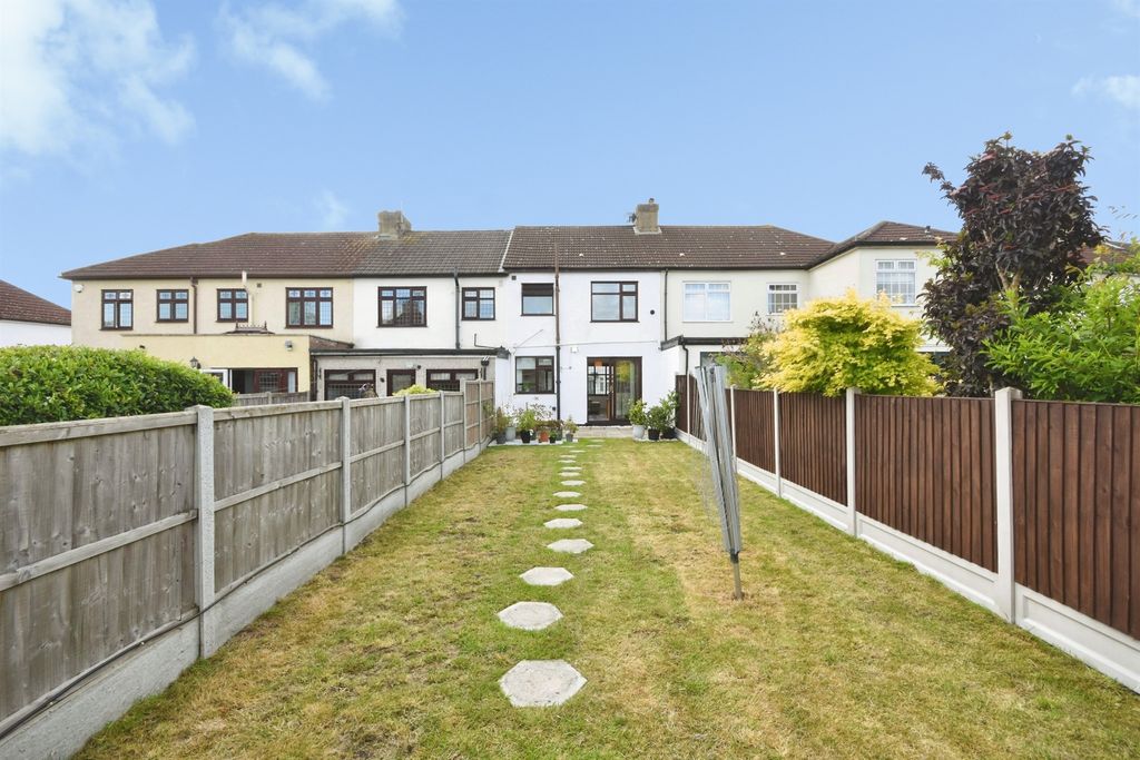 Property photo 3 of 16