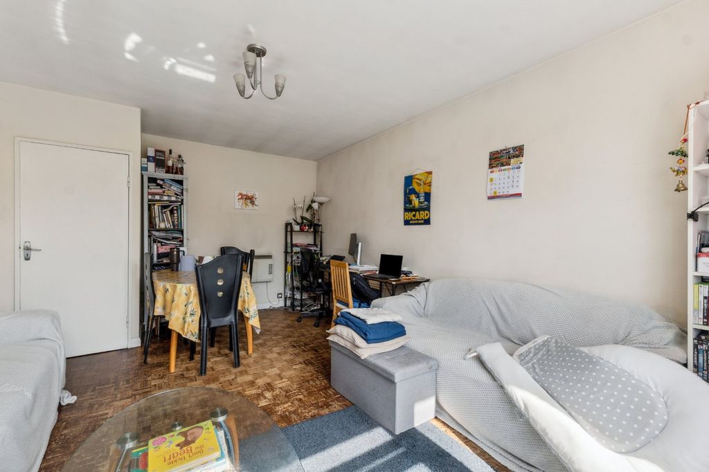 Property photo 3 of 8