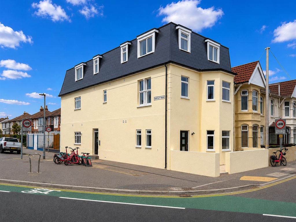 Property photo 1 of 14 B8F2Df67-C180-4A2F-B9A6-00144B87B2C1 2.Jpg