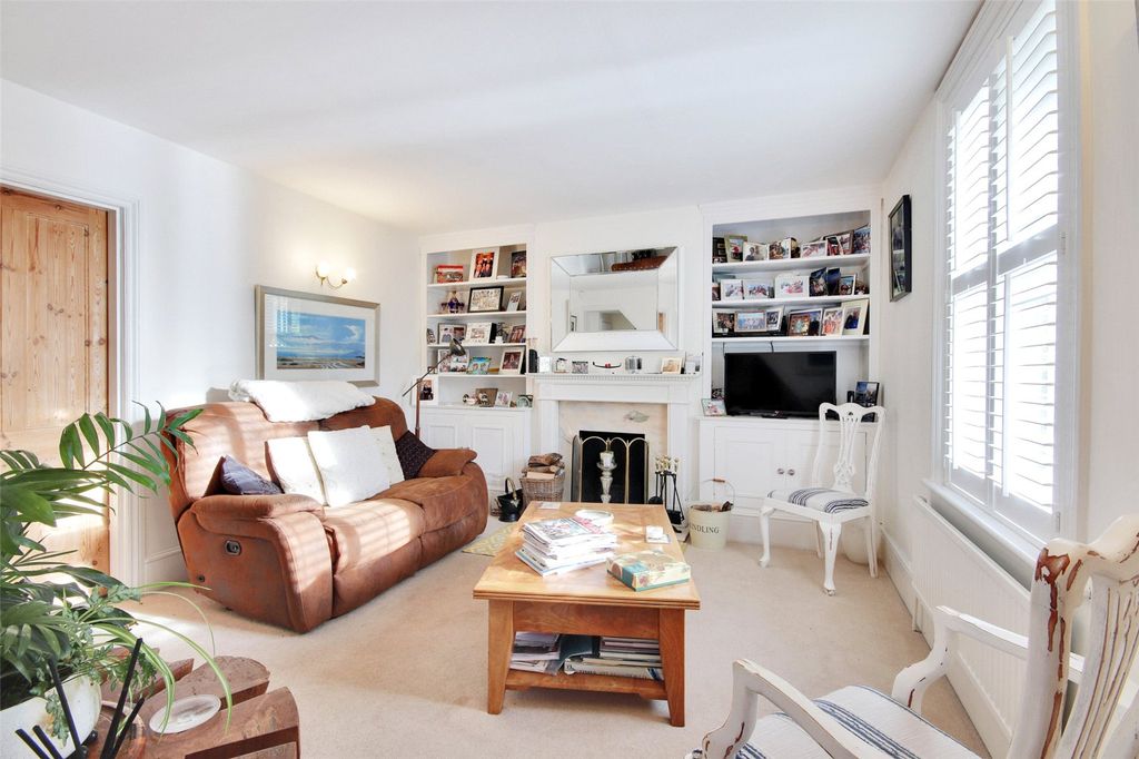 Property photo 2 of 14 Picture No. 04