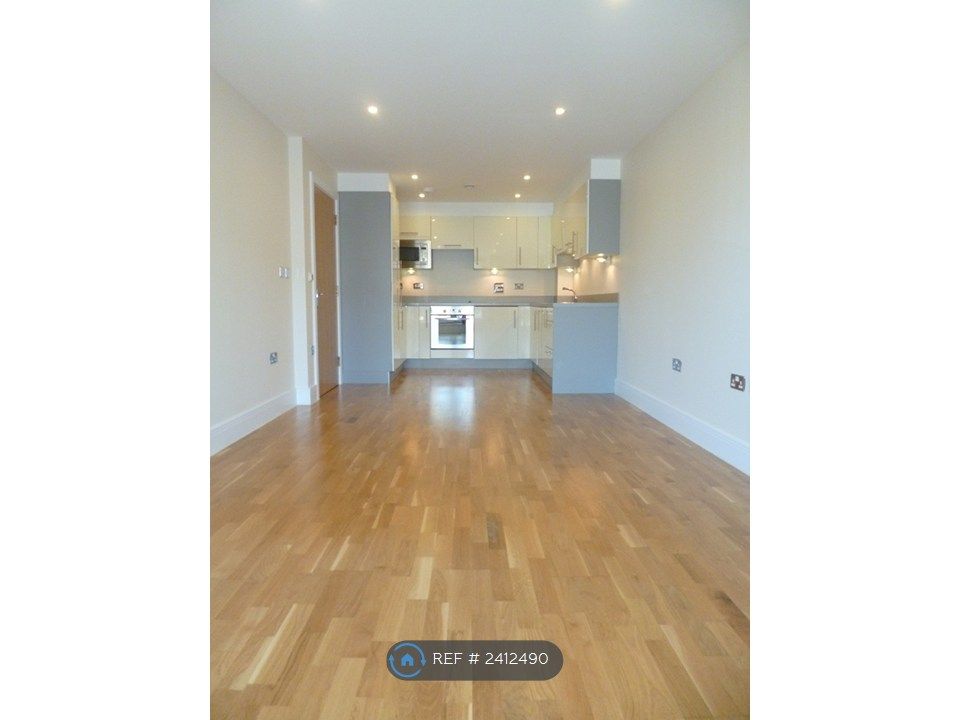 Property photo 2 of 21