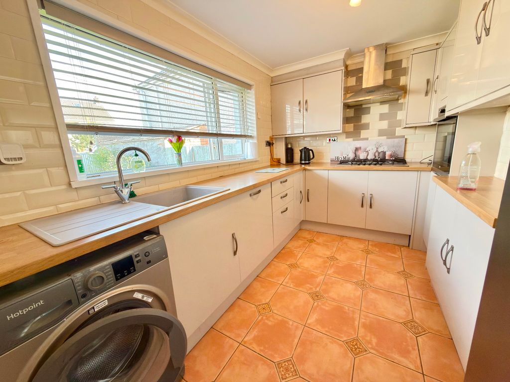 Property photo 2 of 23