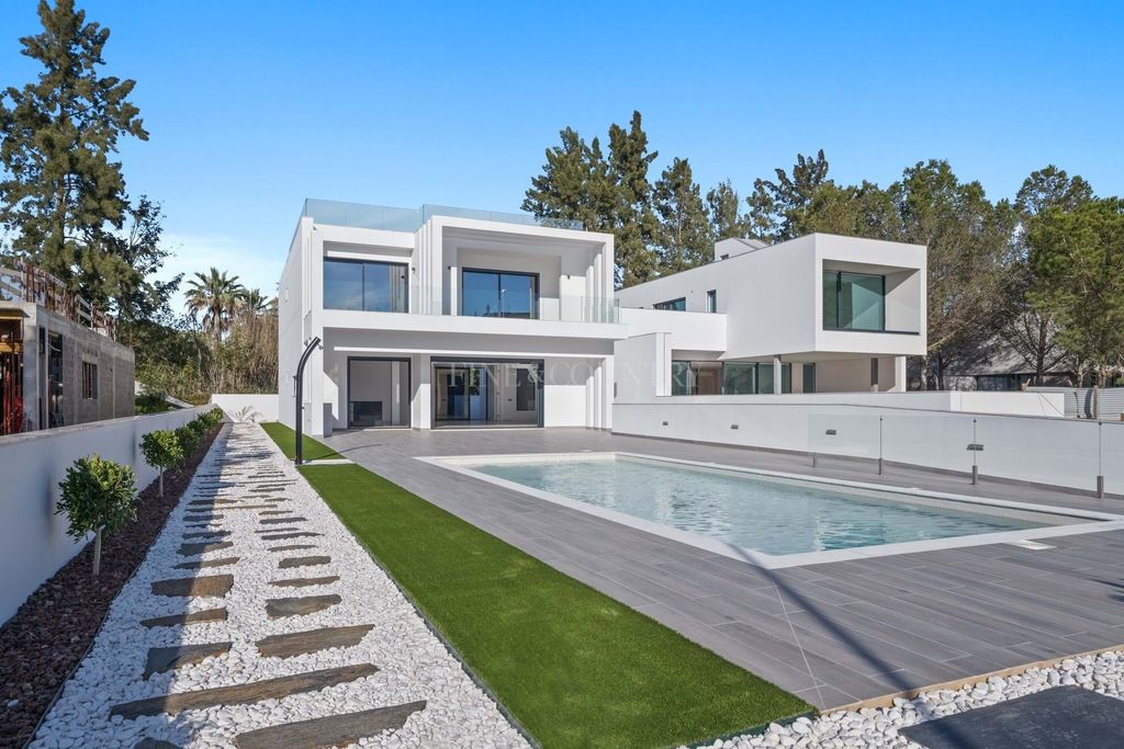 Property photo 2 of 30