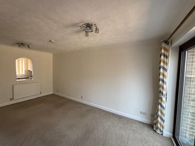 Property photo 2 of 8 Internal View