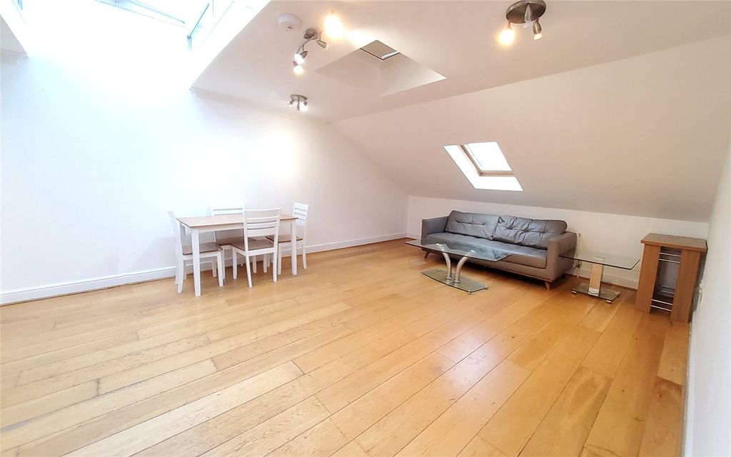 Property photo 1 of 12 Picture No. 01