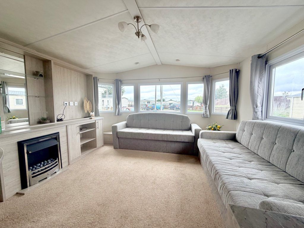Property photo 1 of 7 Delta Sapphire 2019 Car0026650 148393084.Jpeg