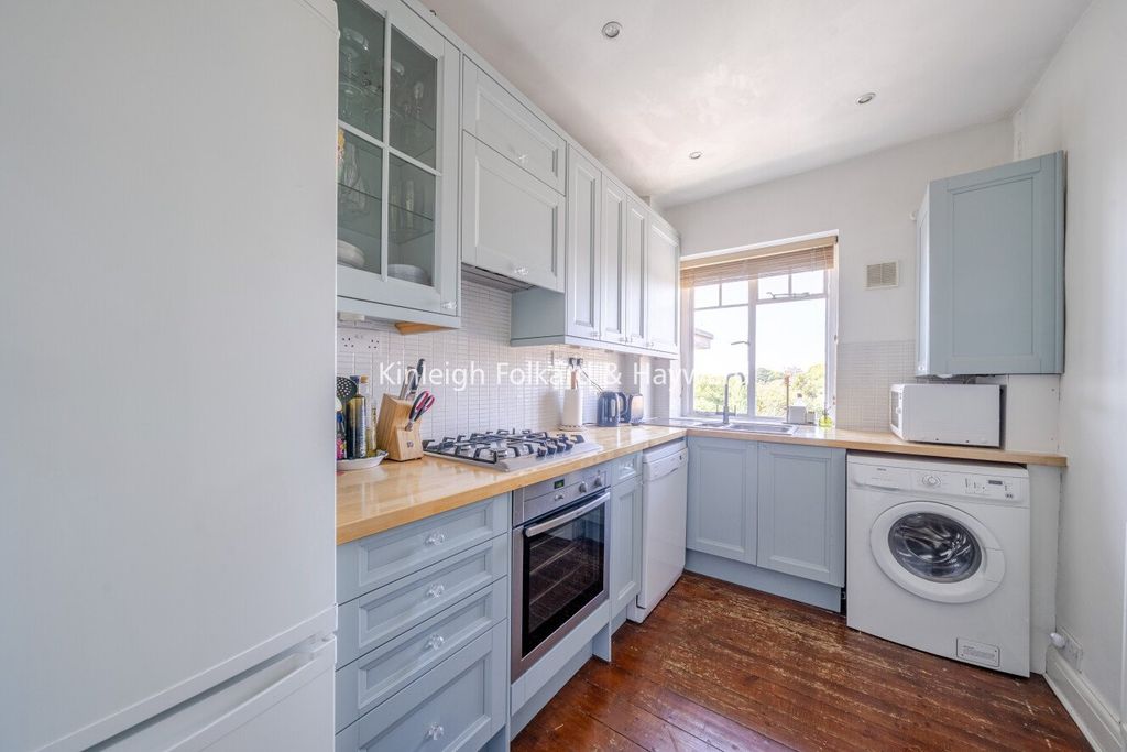 Property photo 1 of 11 Picture No. 21