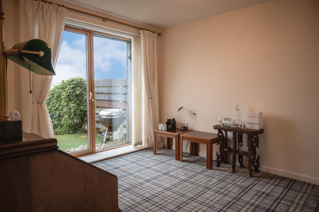 Additional image 11 of 2 bed flat for sale12 Tigh-Na-Cladach, Dunoon, Argyll And Bute PA23