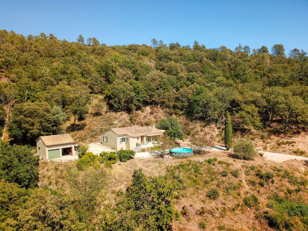 Property photo 1 of 17 Image