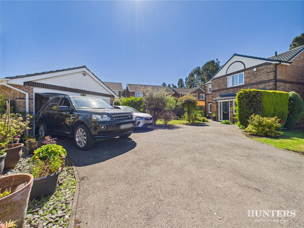 Property photo 2 of 35 Cam03792G0-Pr0242-Still034.Jpg