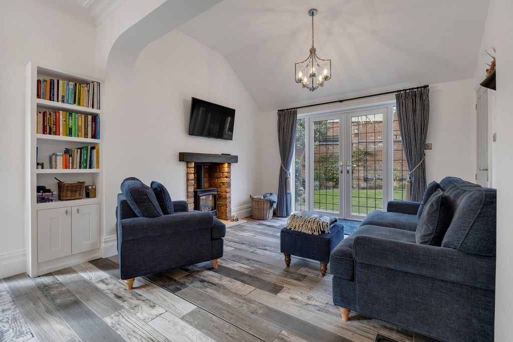 Additional image 14 of 4 bed semi-detached house for saleBrays Lane, Coventry CV2