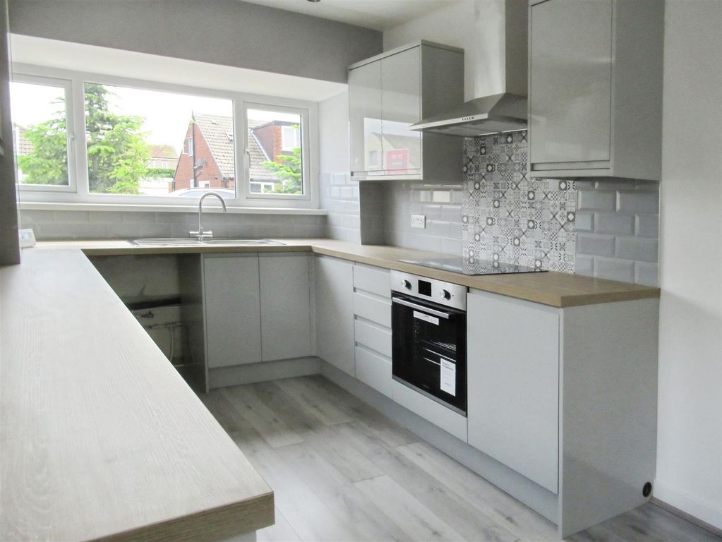 Property photo 3 of 13 18 Wolsey Enhanced (8).Jpg