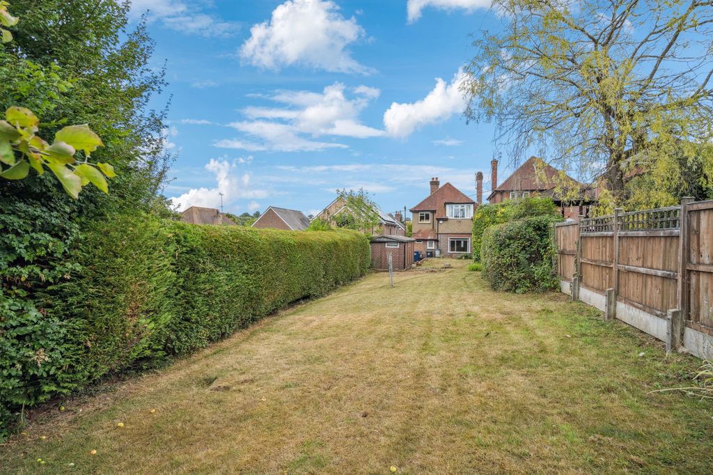 Property photo 2 of 9