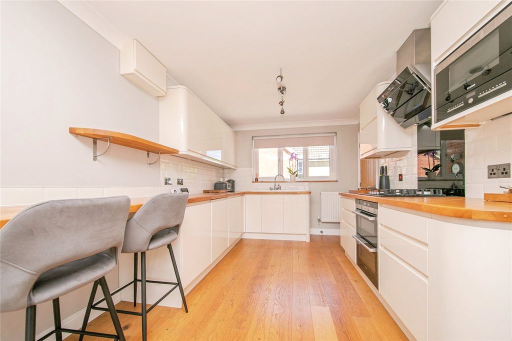 Property photo 3 of 26 Picture No. 22