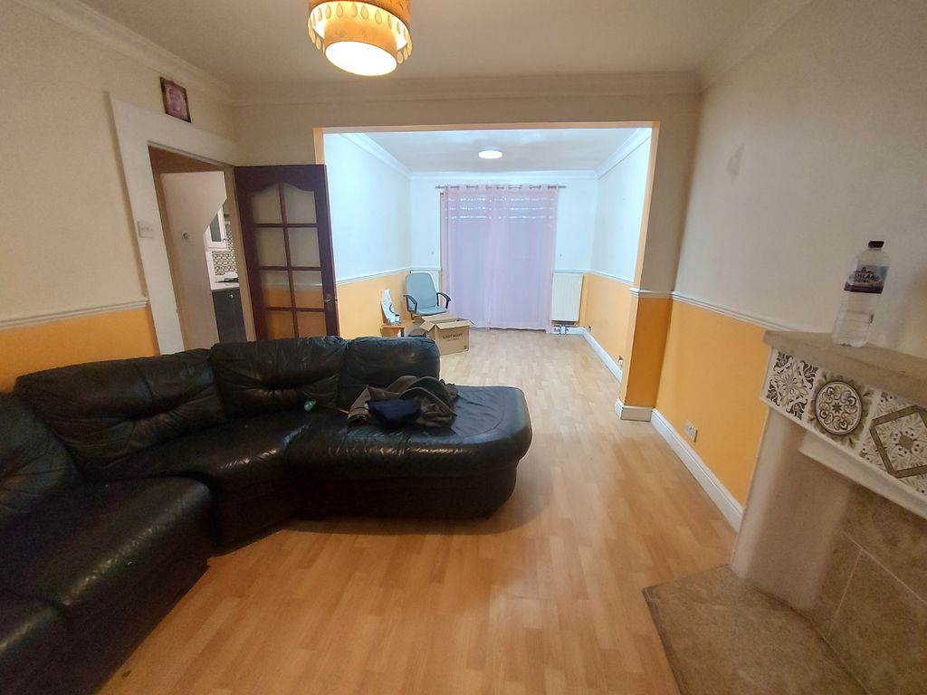 Property photo 2 of 9 Gallery