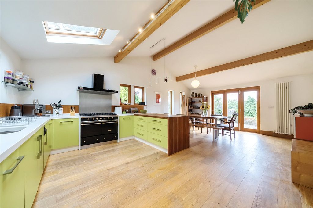 Property photo 3 of 36 Kitchen