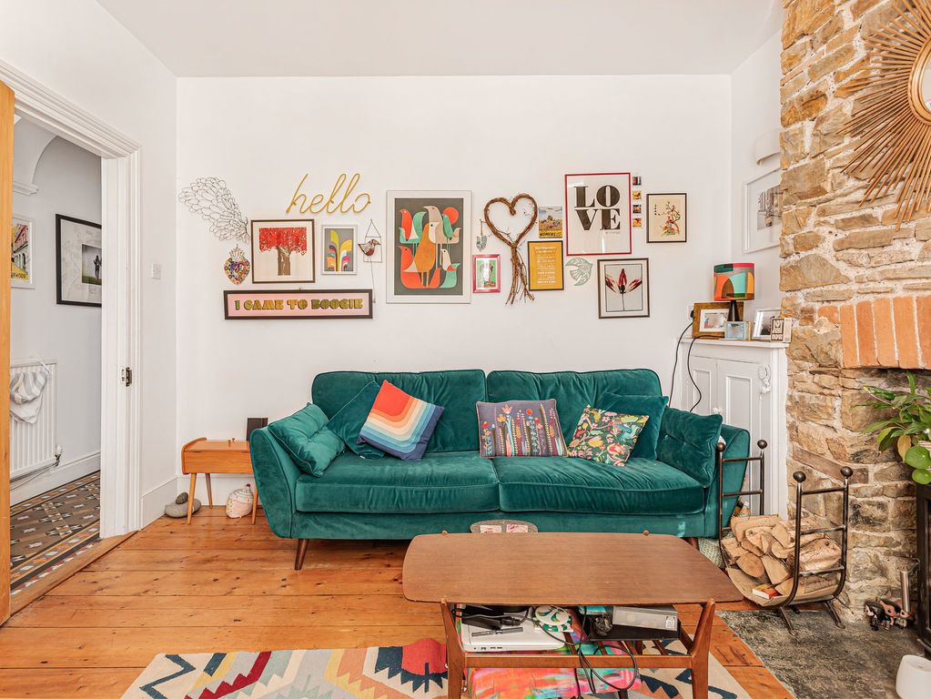 Property photo 3 of 41