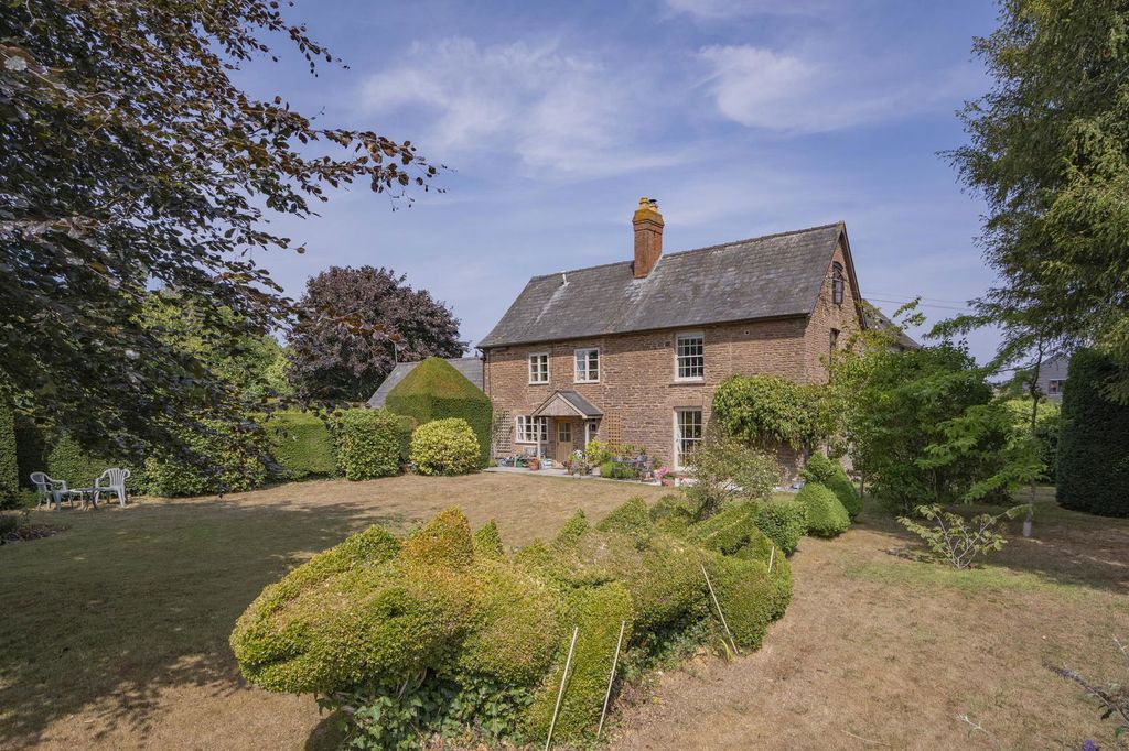 Property photo 1 of 23