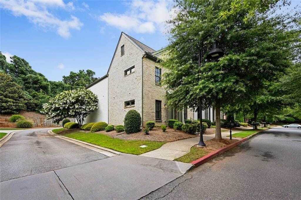 Property photo 2 of 30 <Alttext/>