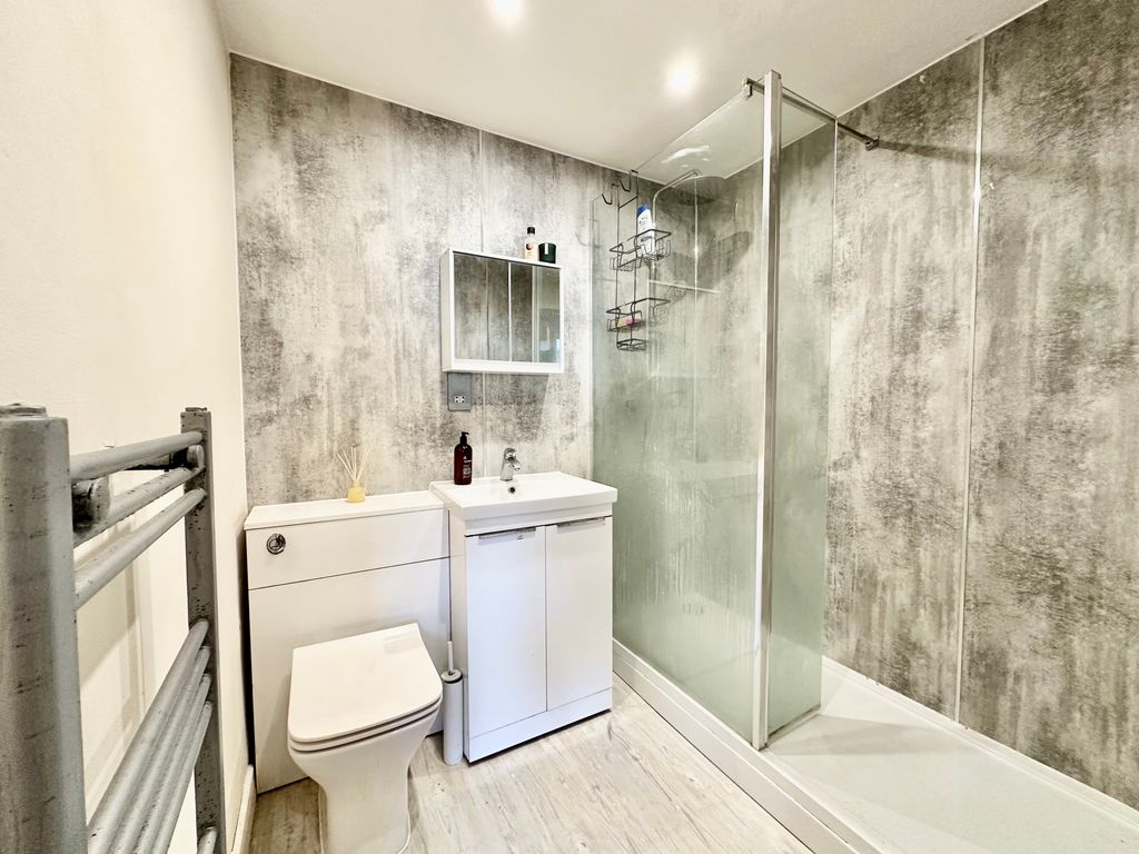 Property photo 3 of 13 Img_6850